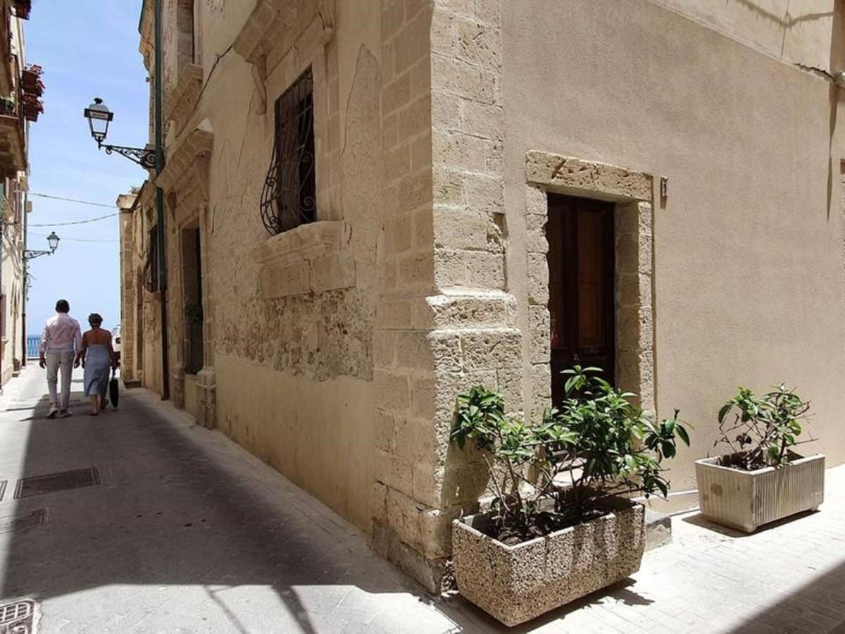 Beautiful In Siracusa With Sea View Holiday home Syracuse